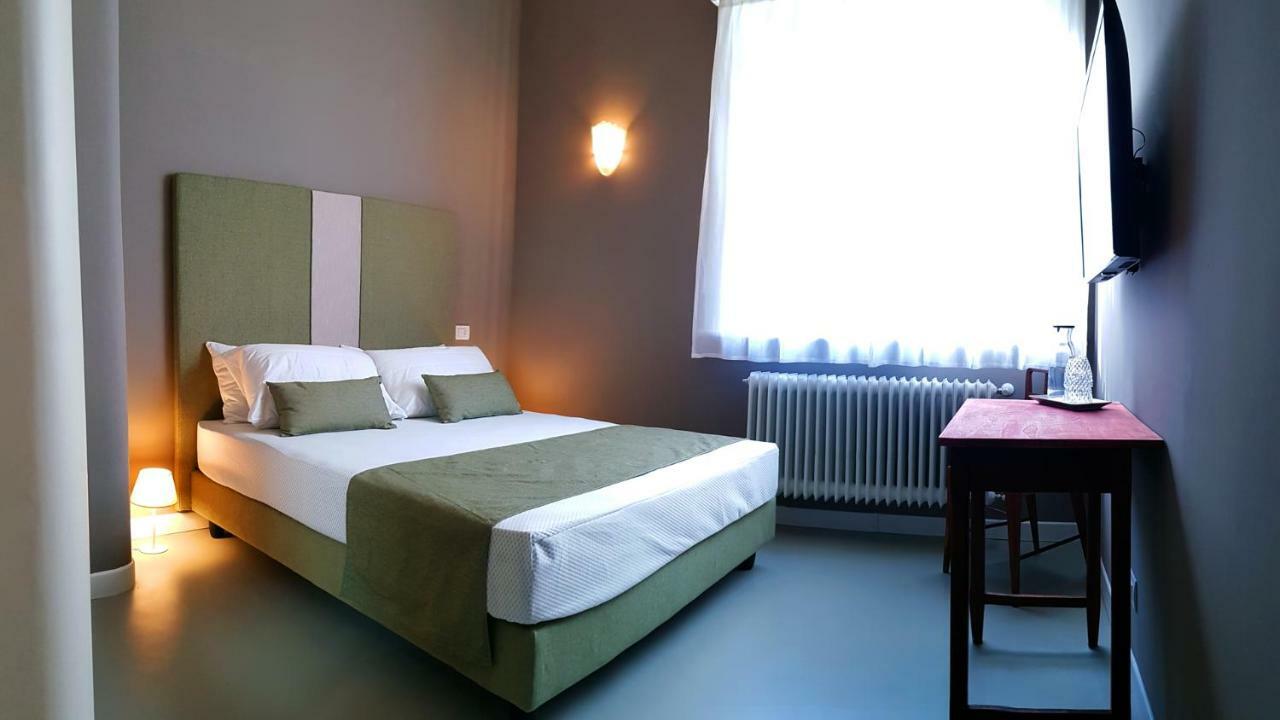 Villa Gotti Charming Rooms Болонья Екстер'єр фото